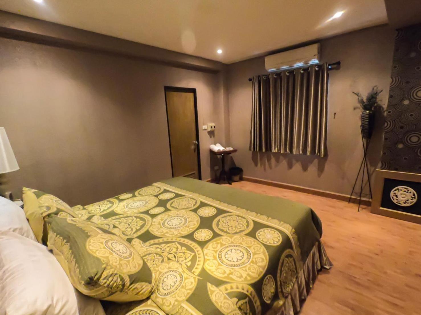Inspire House Hotel Chiang Mai Ngoại thất bức ảnh